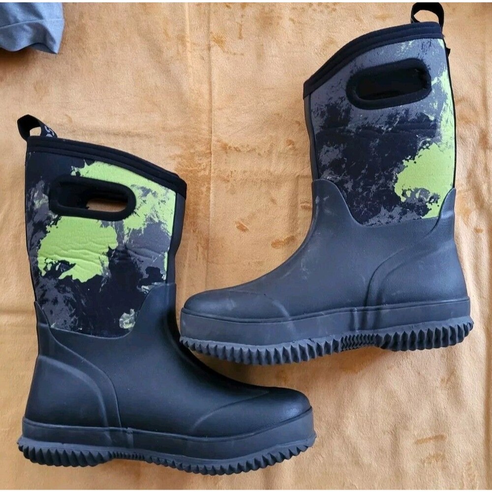 DSG Dicks Sporting Goods Boots Boys Sz 3 Snow Rain  Rubber Pull On Black Camo